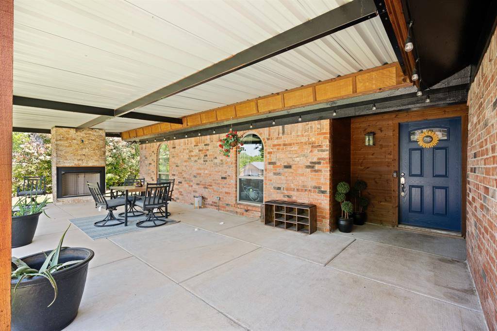 Joshua, TX 76058,811 Ridgeway Road