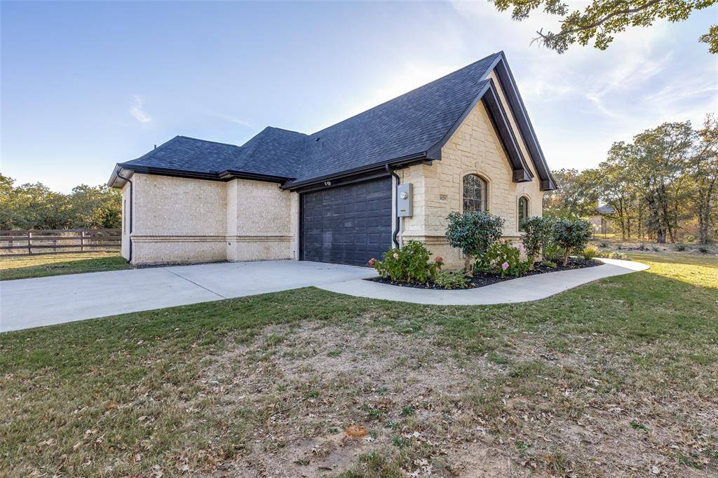 Paradise, TX 76073,1029 Sunflower