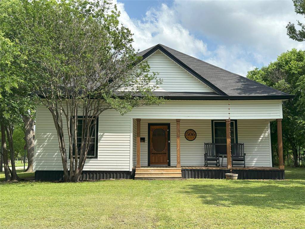 Hubbard, TX 76648,506 NE 3rd Street