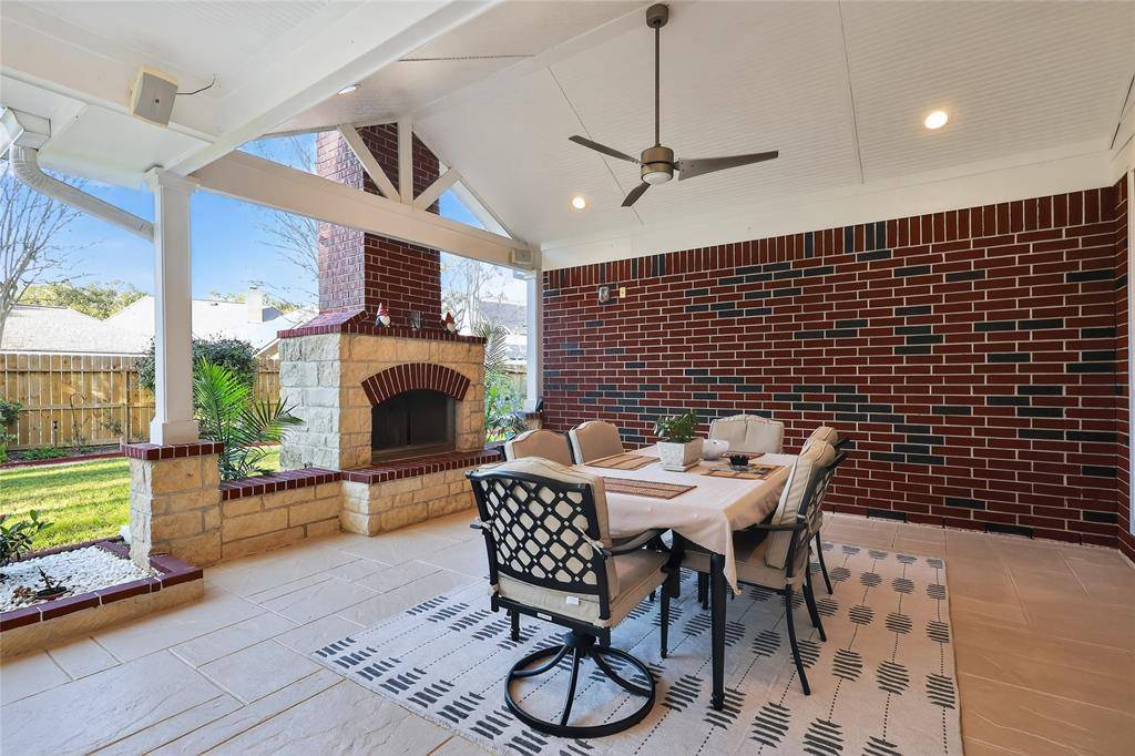 Sugar Land, TX 77479,4614 Barrett Court