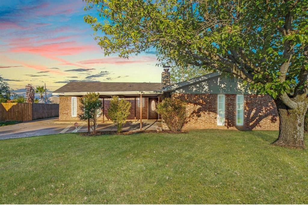 Mineral Wells, TX 76067,503 NE 39th Avenue