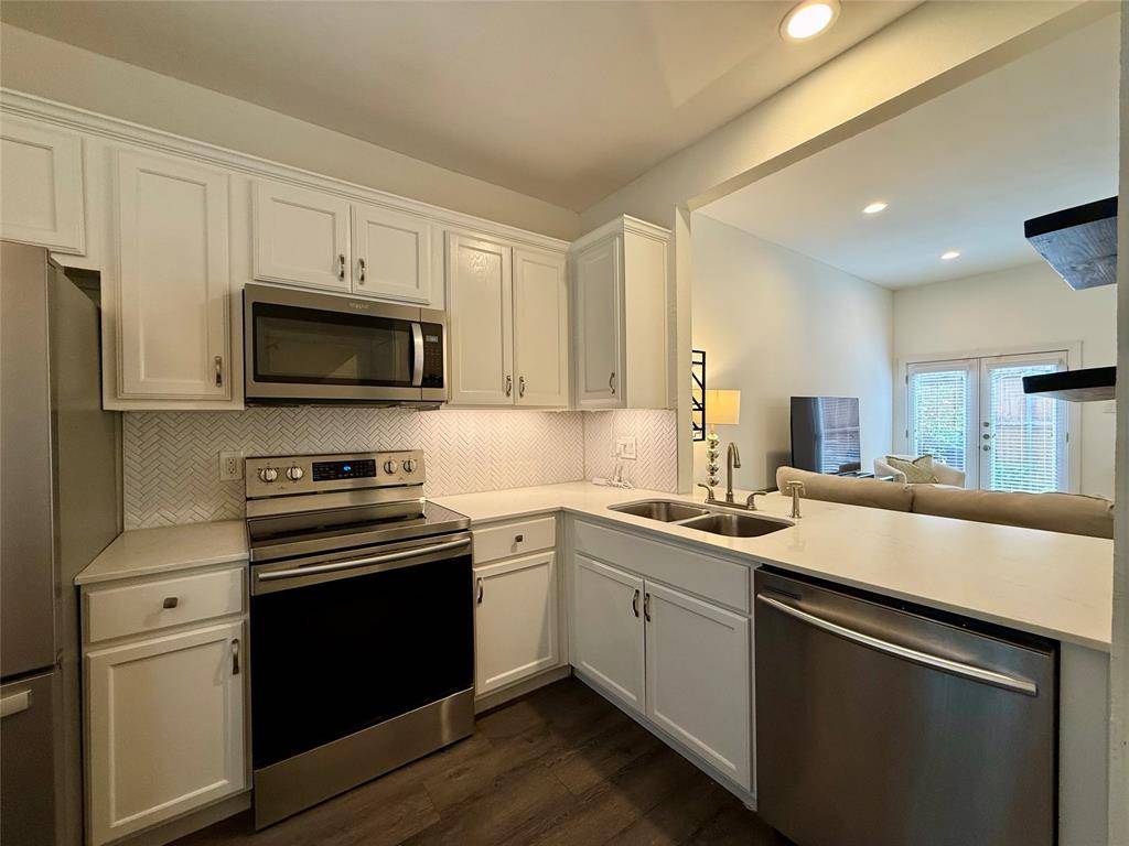 Dallas, TX 75219,2807 Throckmorton Street #106