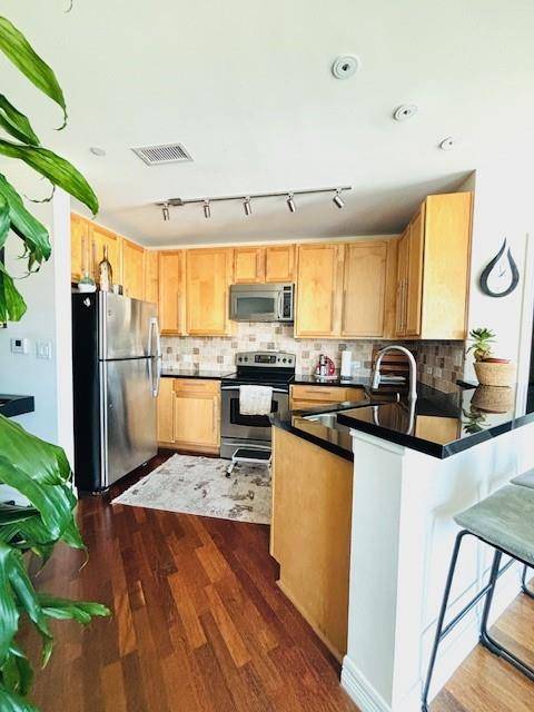 Fort Worth, TX 76102,500 Throckmorton Street #1102