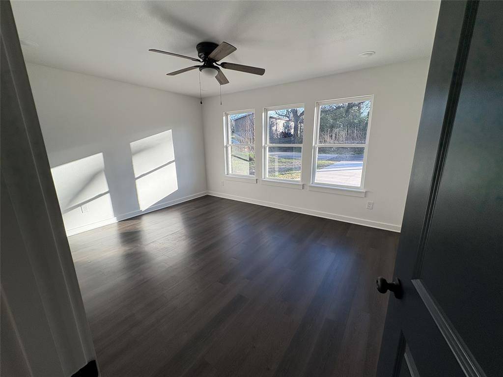 Mineola, TX 75773,515 Giraud