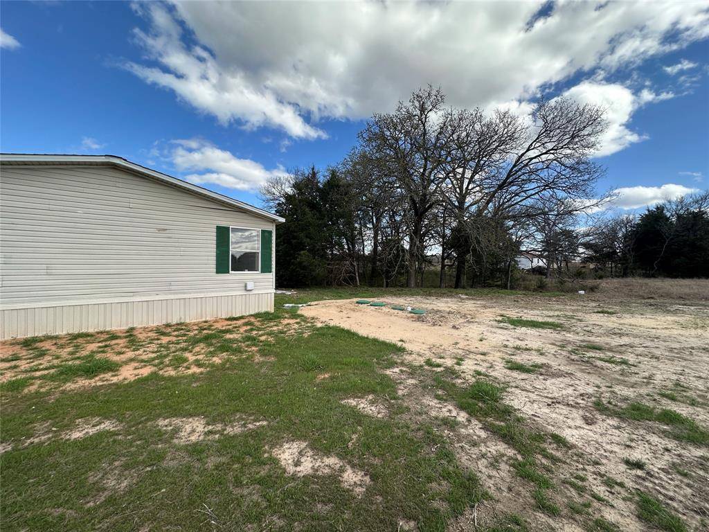 Bonham, TX 75418,230 Largo Street