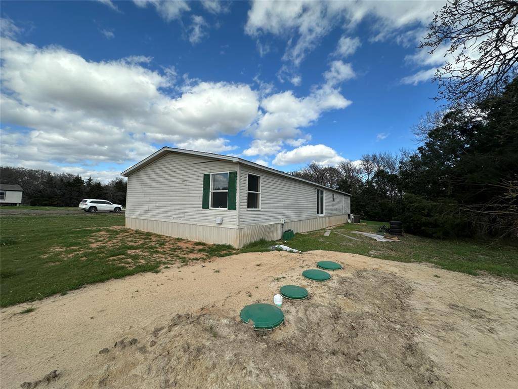 Bonham, TX 75418,230 Largo Street