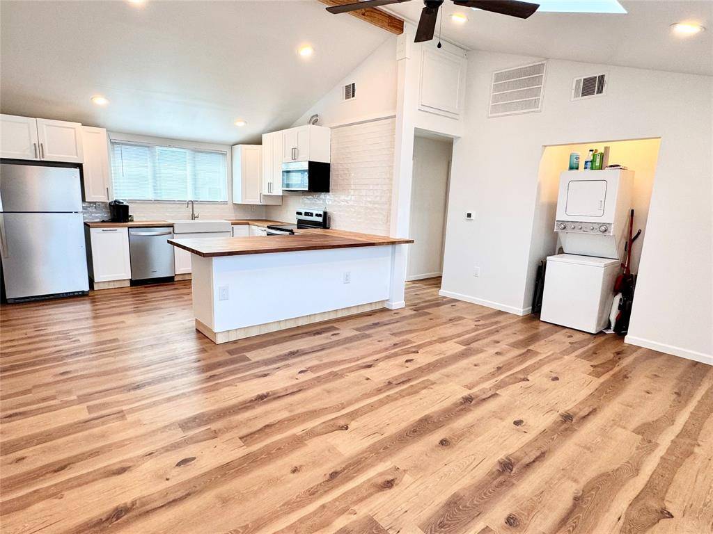 Dallas, TX 75212,3414 Navaro Street