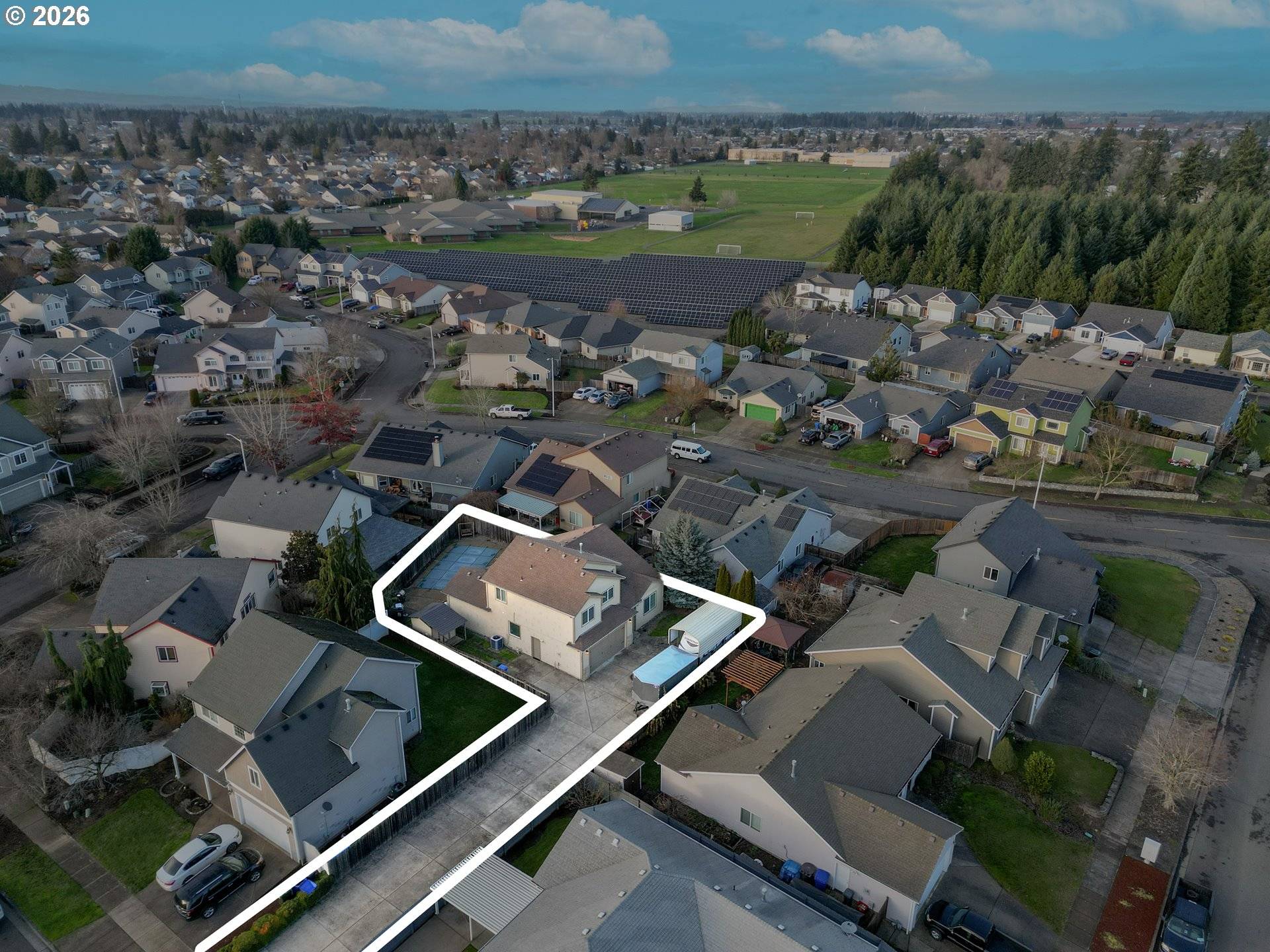 Salem, OR 97305,4334 LOG DR