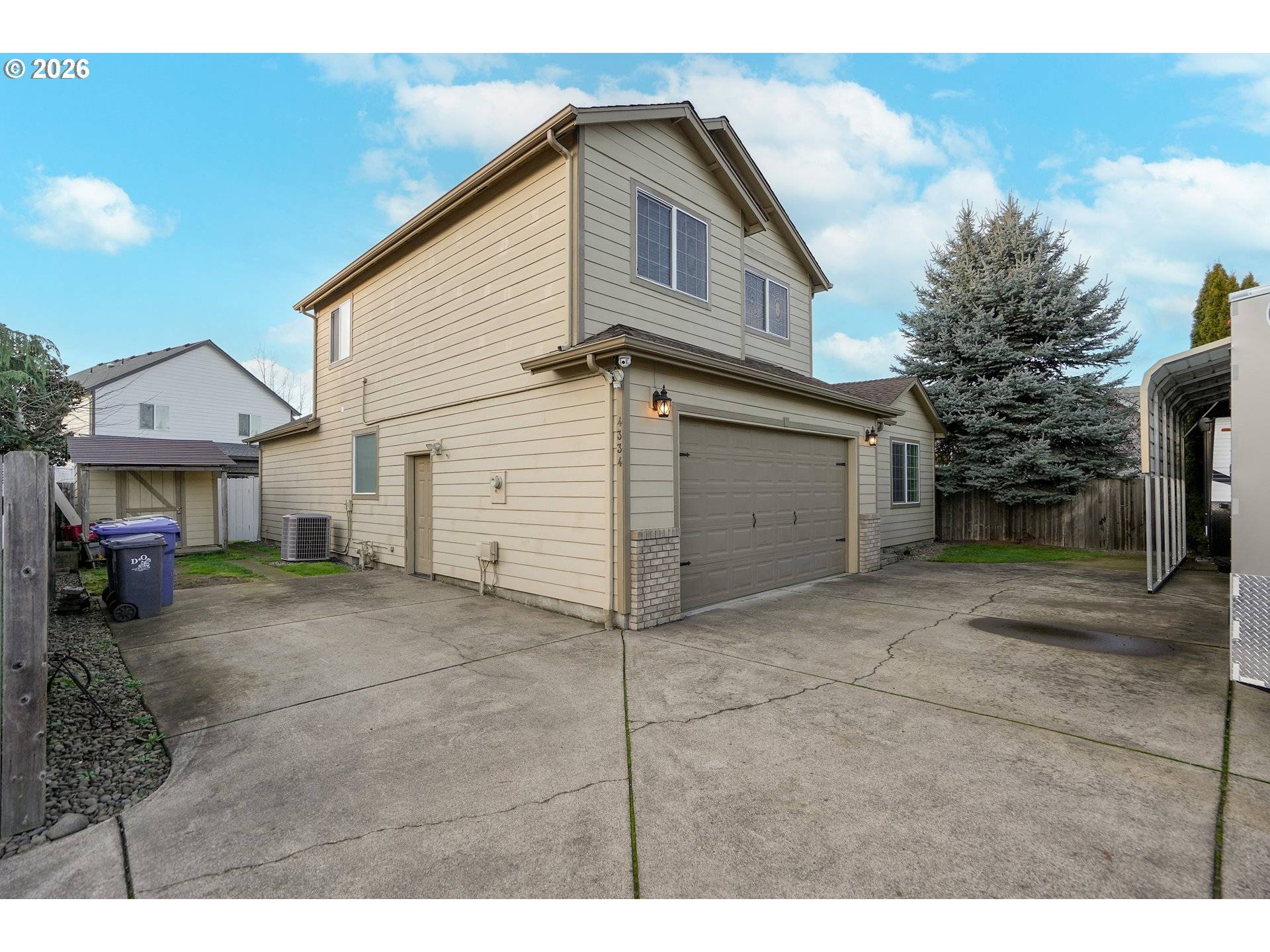 Salem, OR 97305,4334 LOG DR