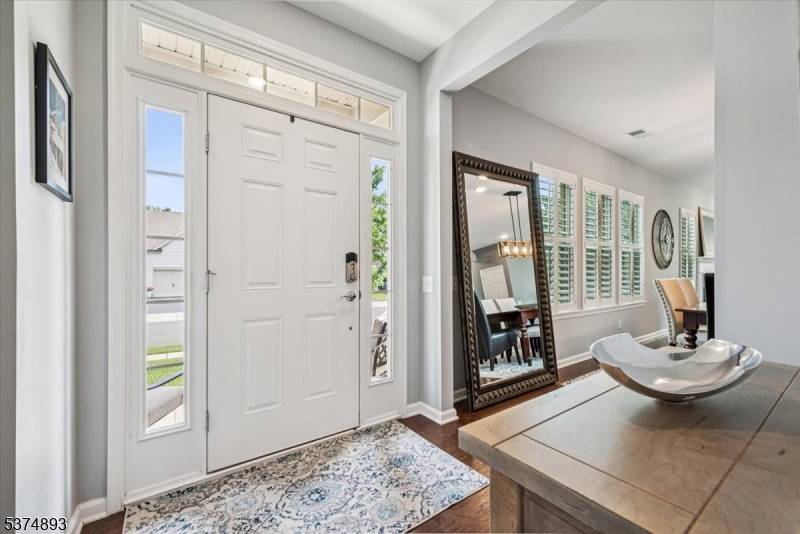 Raritan Twp., NJ 08833,10 Sloan Road