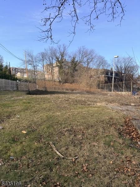 Newark City, NJ 07114,97 Clinton Ave