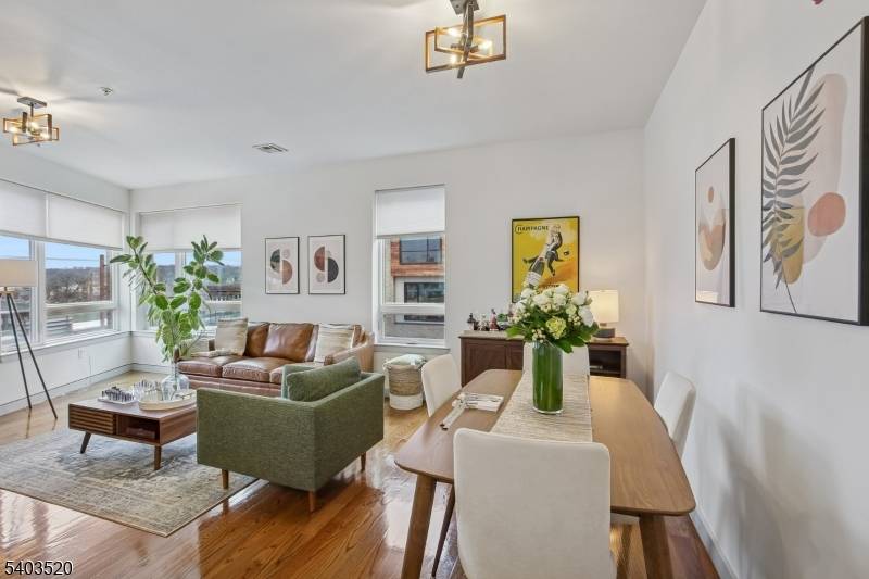 City Of Orange Twp., NJ 07050,52 Lincoln Ave #302