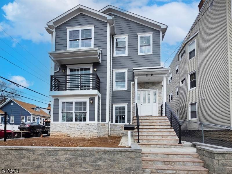 Newark City, NJ 07106,71 Lindsley Ave