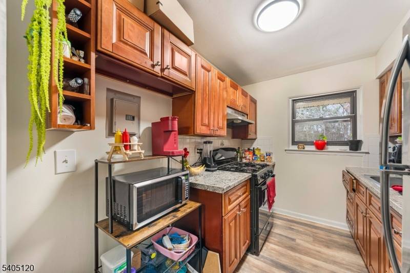 North Plainfield Boro, NJ 07060,401 Us Highway 22 #F