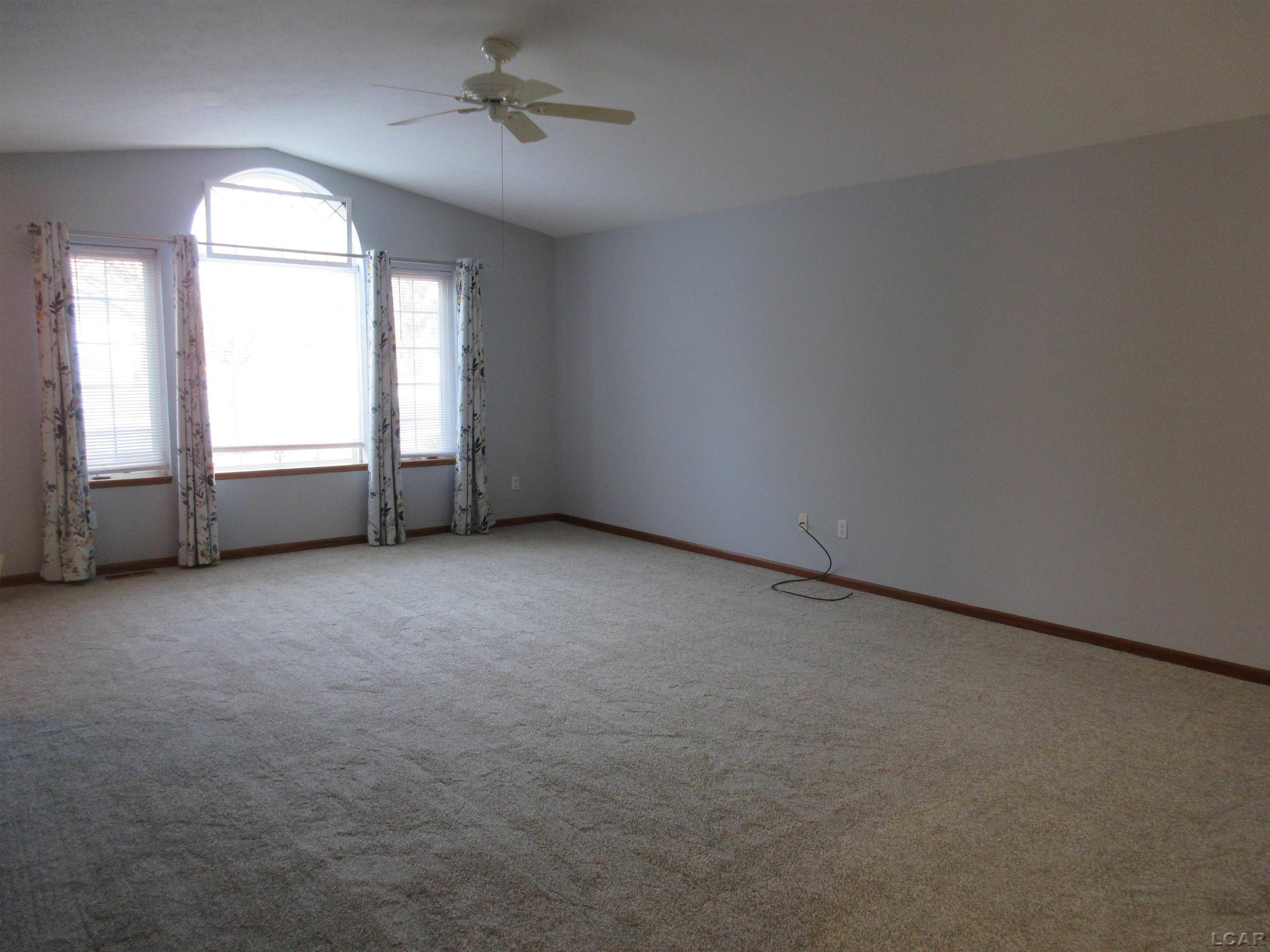 Tecumseh, MI 49286,502 CARRIAGE DR