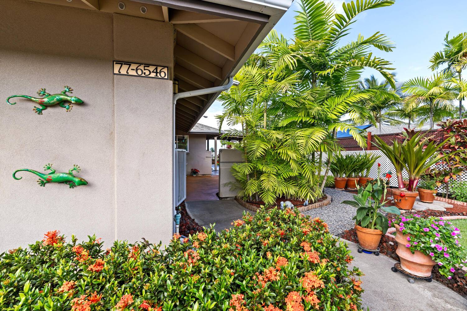 Kailua-kona, HI 96740,77-6546 HOOLAUPAI ST