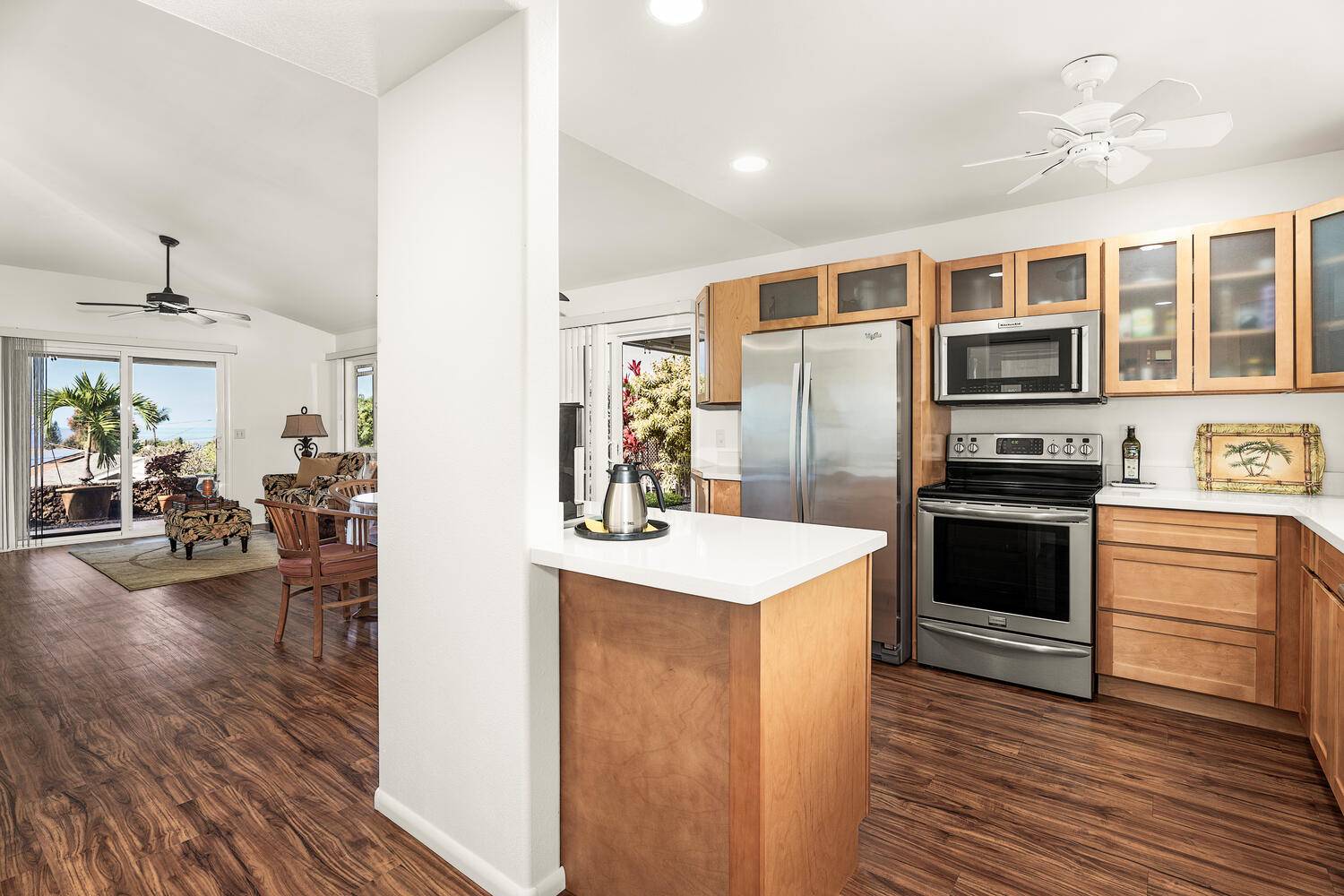 Kailua-kona, HI 96740,77-6546 HOOLAUPAI ST