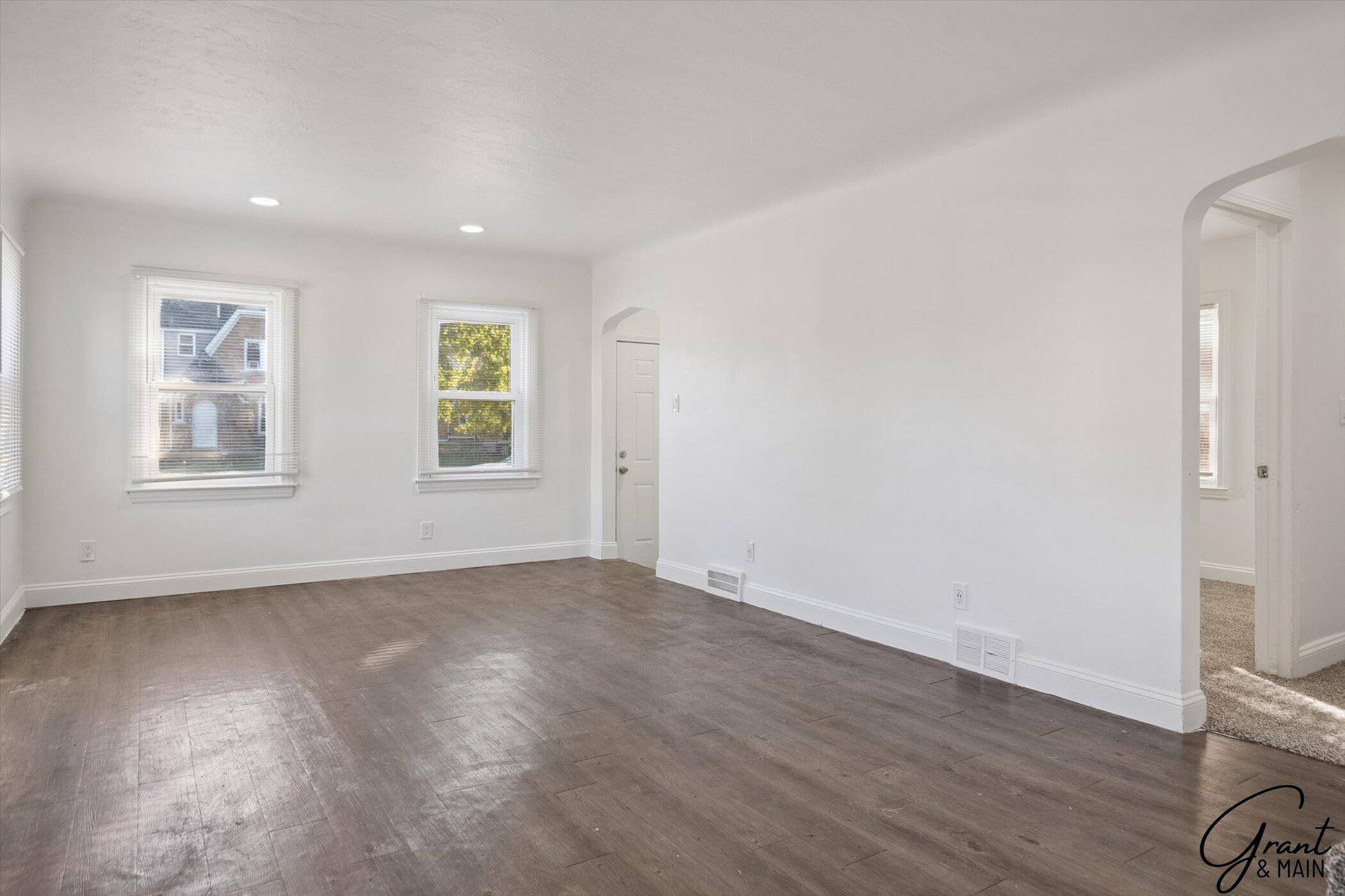 Detroit, MI 48227,15375 Sussex ST