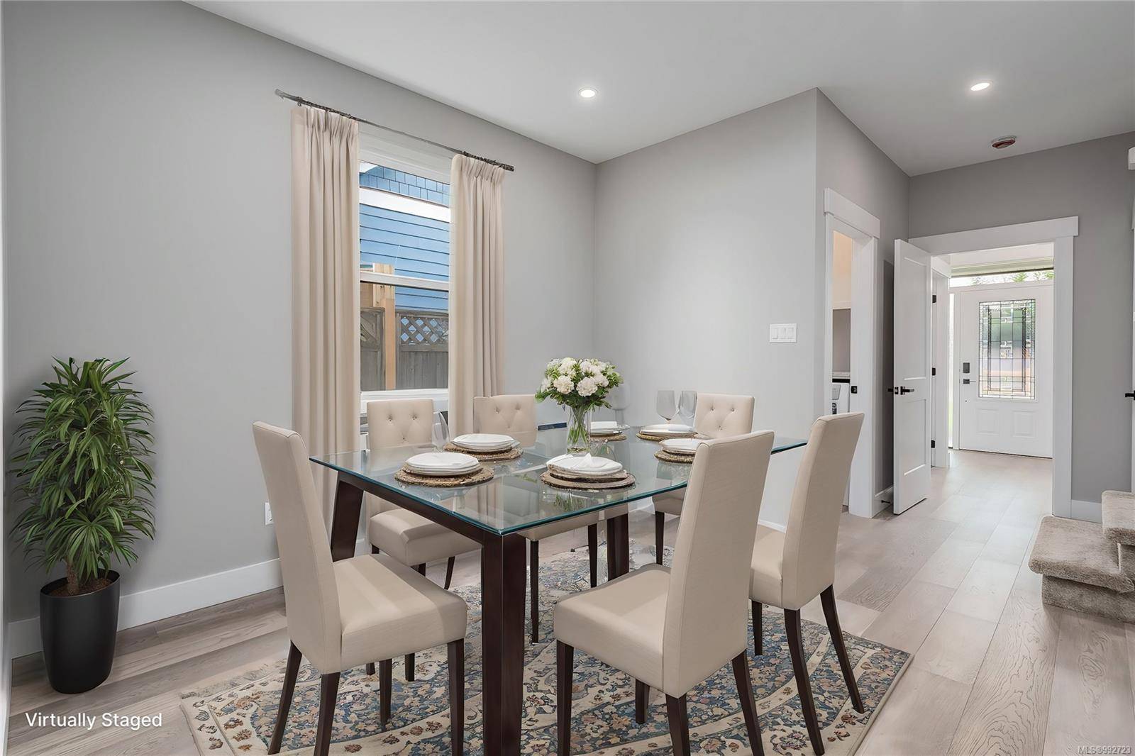 Courtenay, BC V9N 1K5,635 5th St