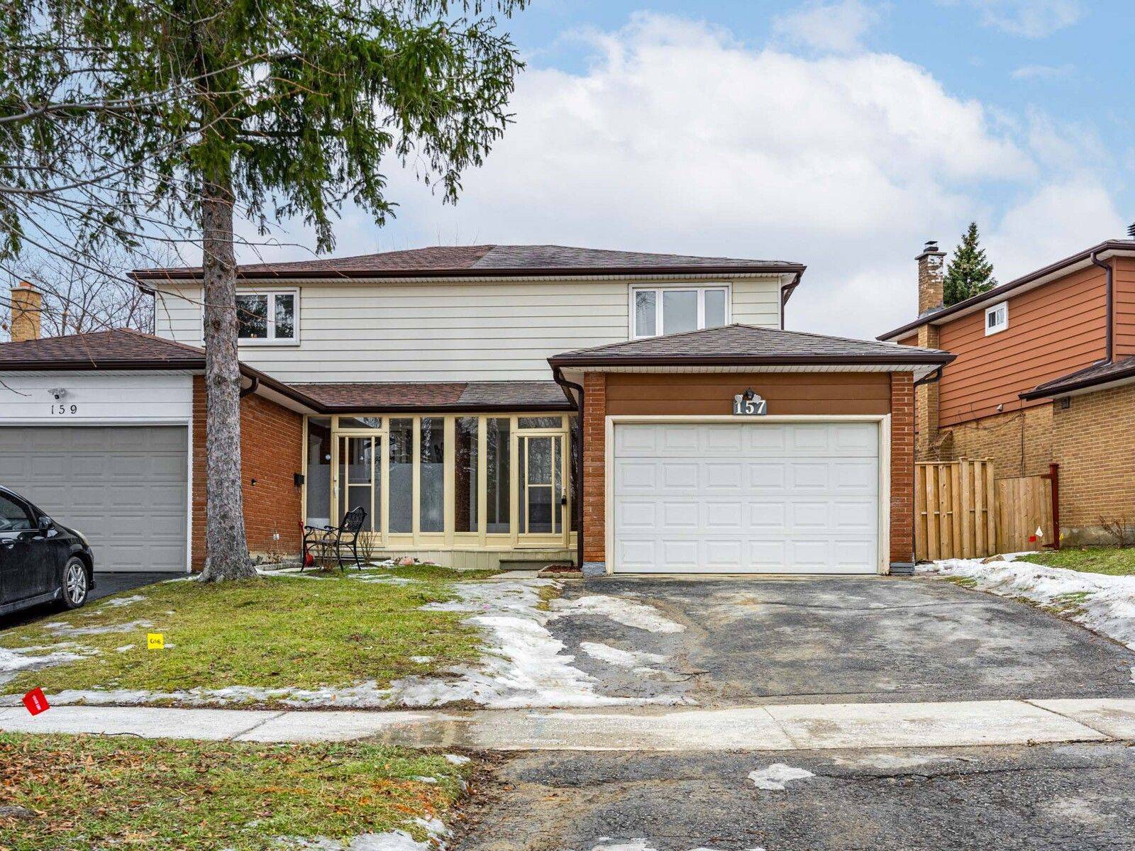 Toronto C15, ON M2J 2W9,157 Angus DR