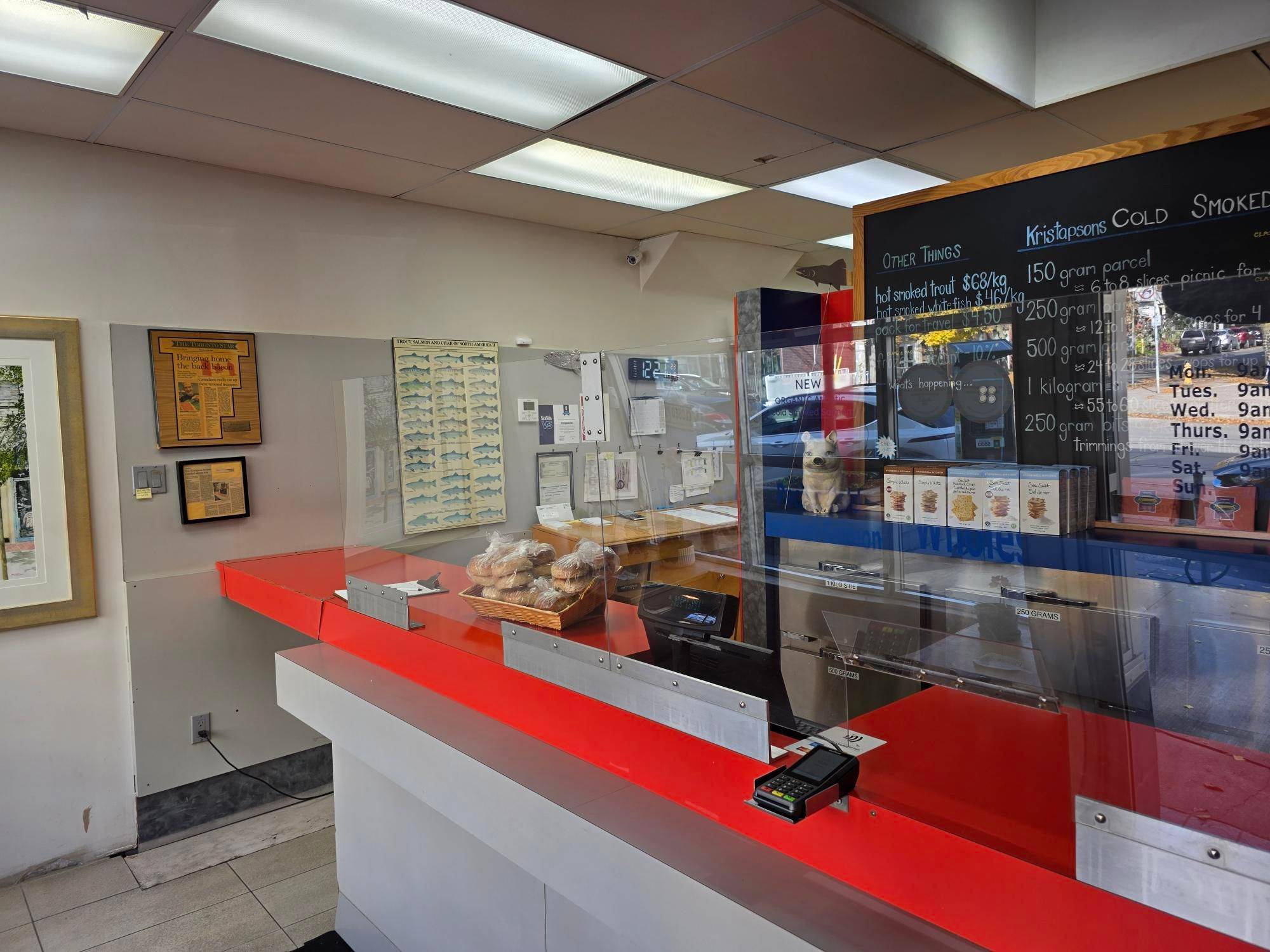 Toronto E01, ON M4M 1K7,1095 Queen ST E