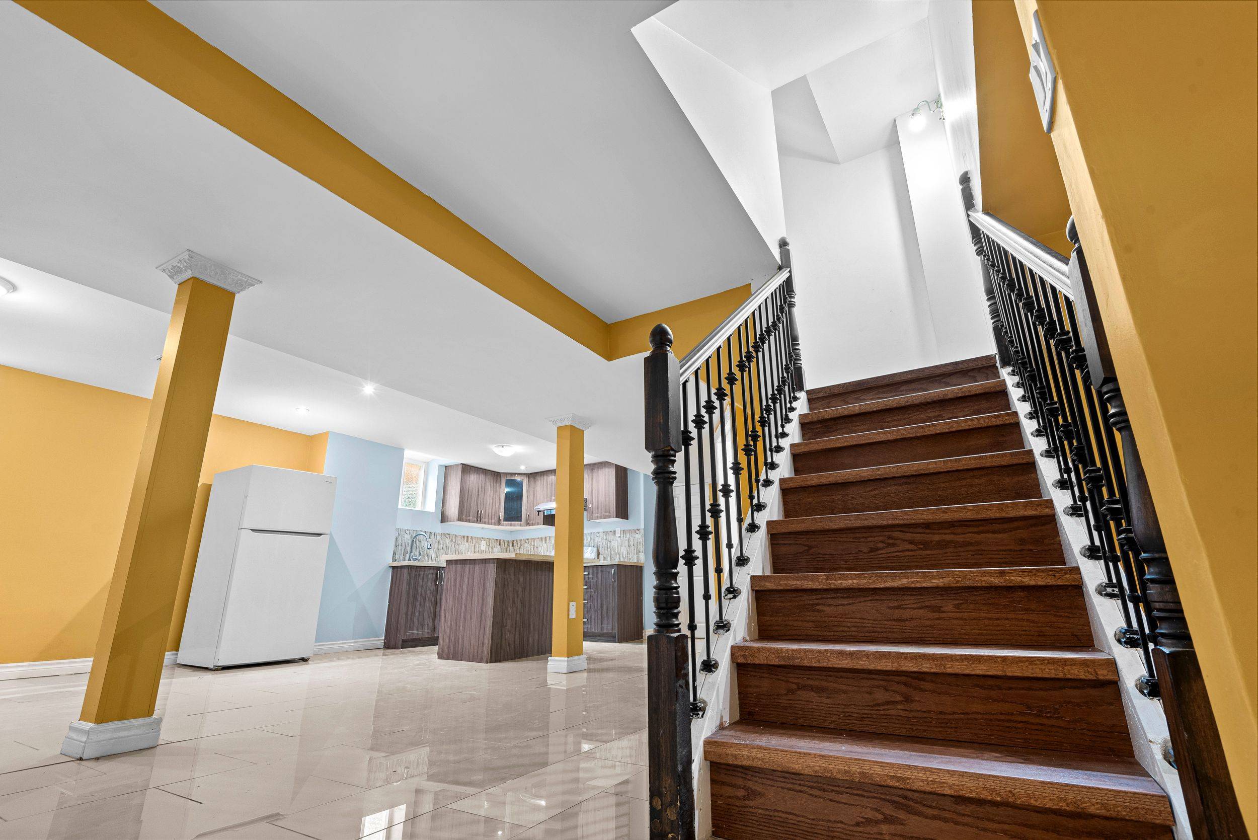 Oshawa, ON L1K 2E4,1005 Sandcliff DR #Bsmt