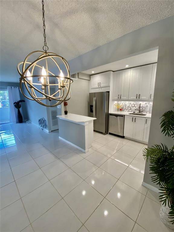 Plantation, FL 33324,21 Jacaranda Dr #124