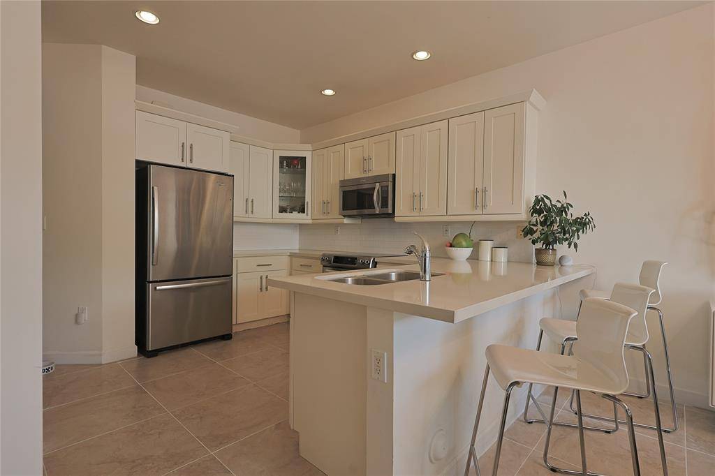 Doral, FL 33178,5860 NW 104th Path