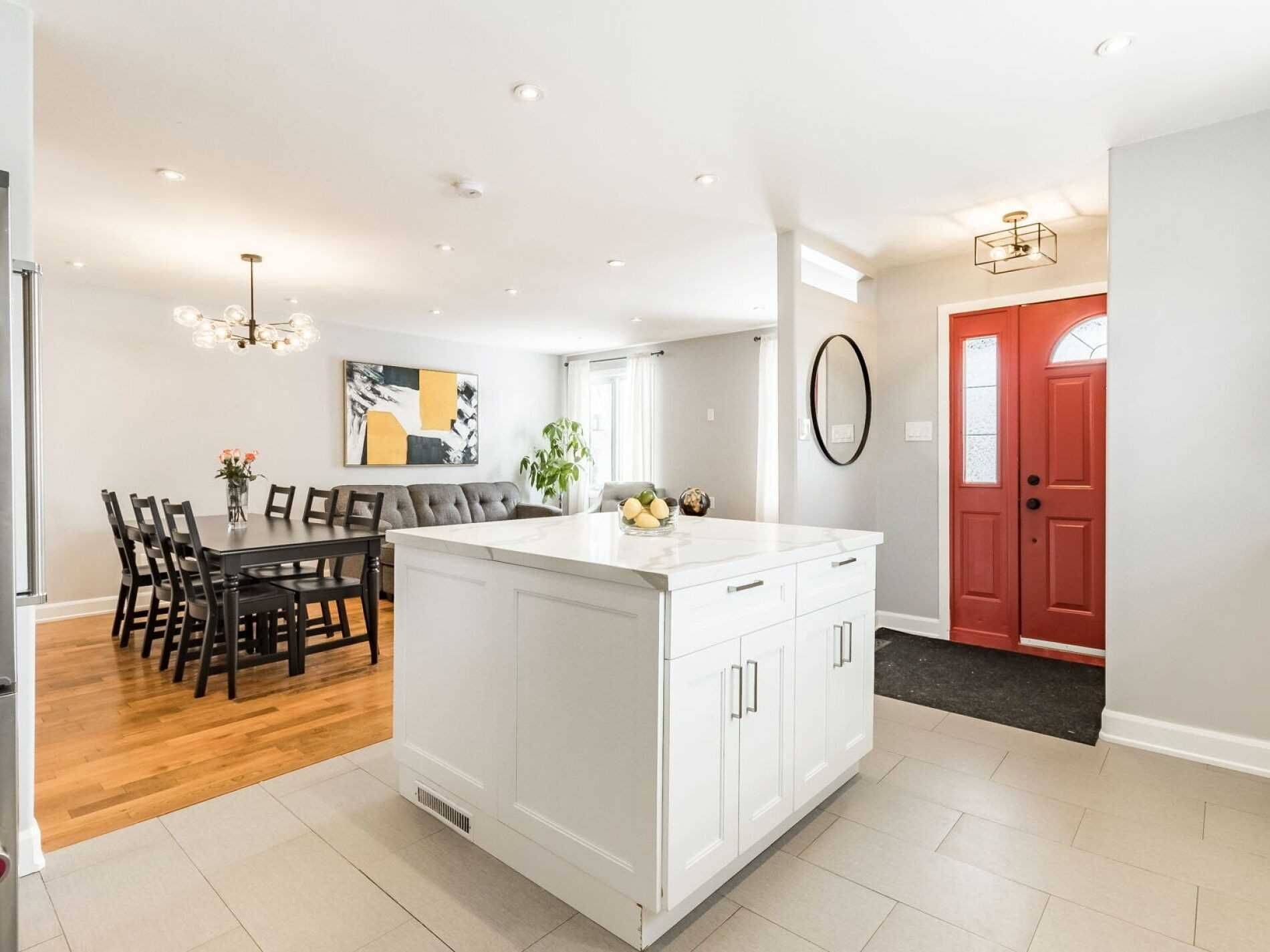 Brampton, ON L6V 2E3,60 Reigate AVE #Main