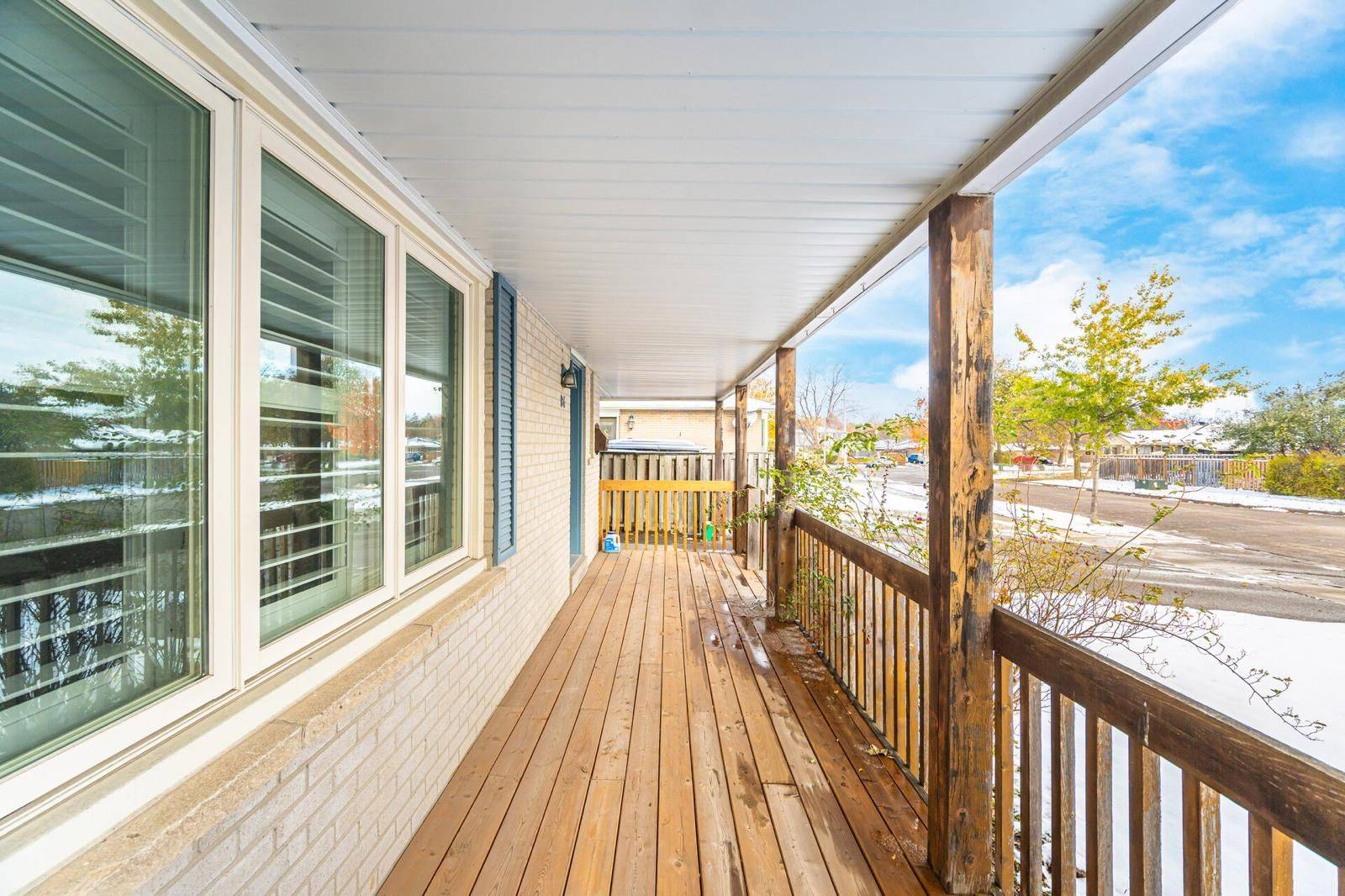 Brampton, ON L6V 2H7,84 Sutherland AVE