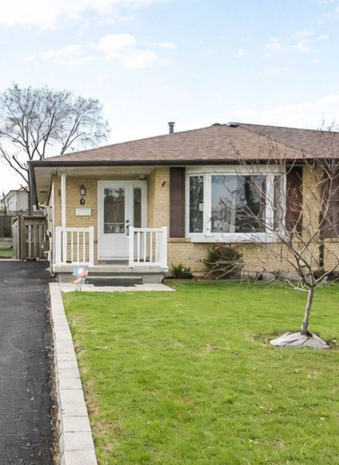 Brampton, ON L6S 2S6,6 Manderley Pl PL