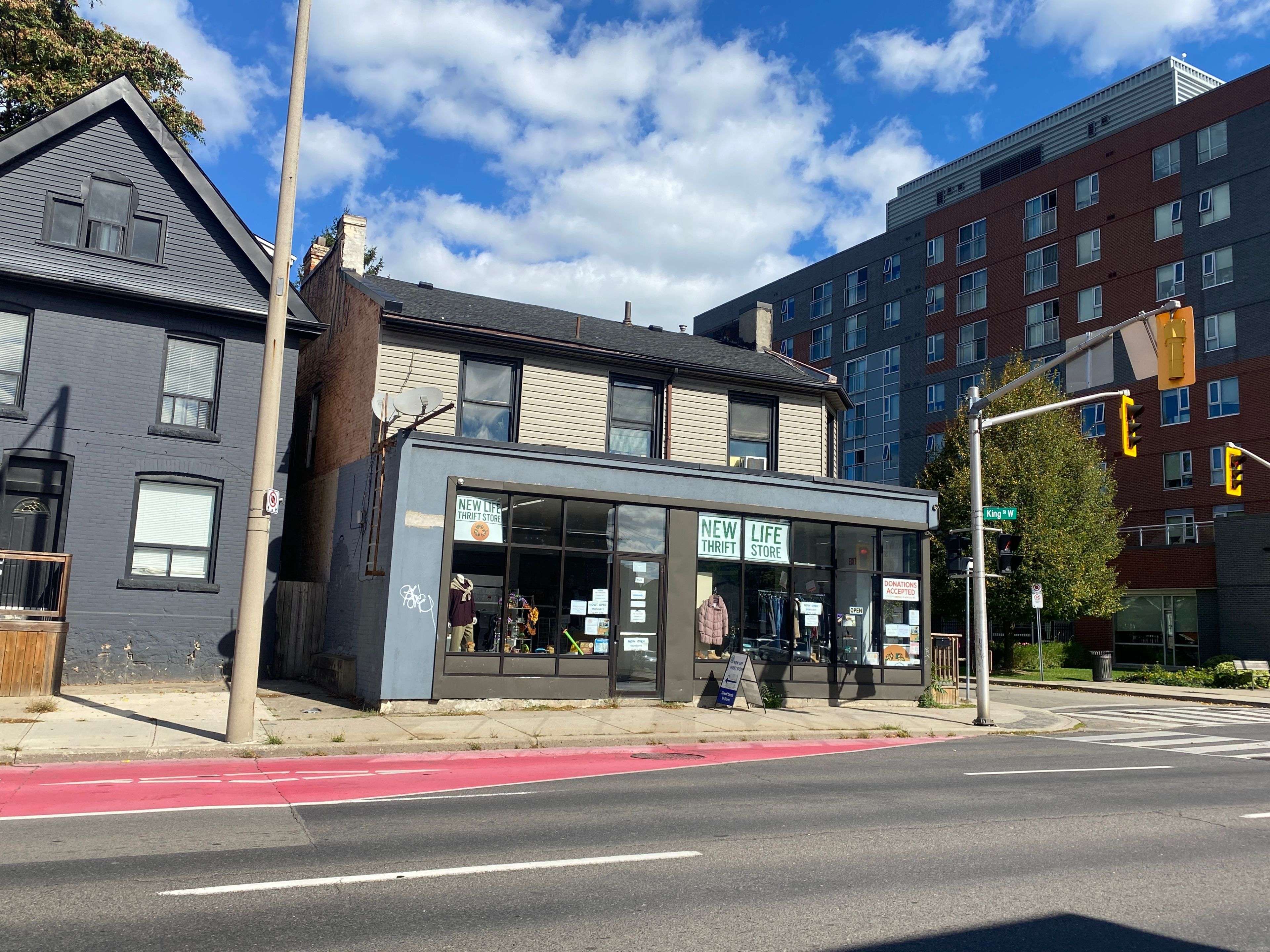 Hamilton, ON L8P 1B7,428 King ST W