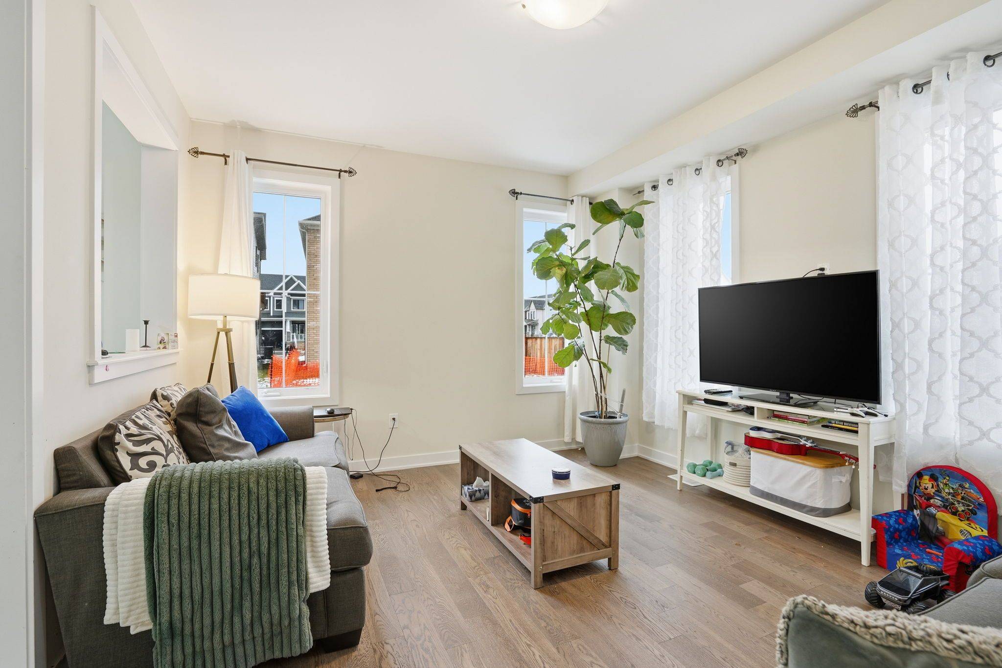 Welland, ON L3B 0M5,8 Downriver DR