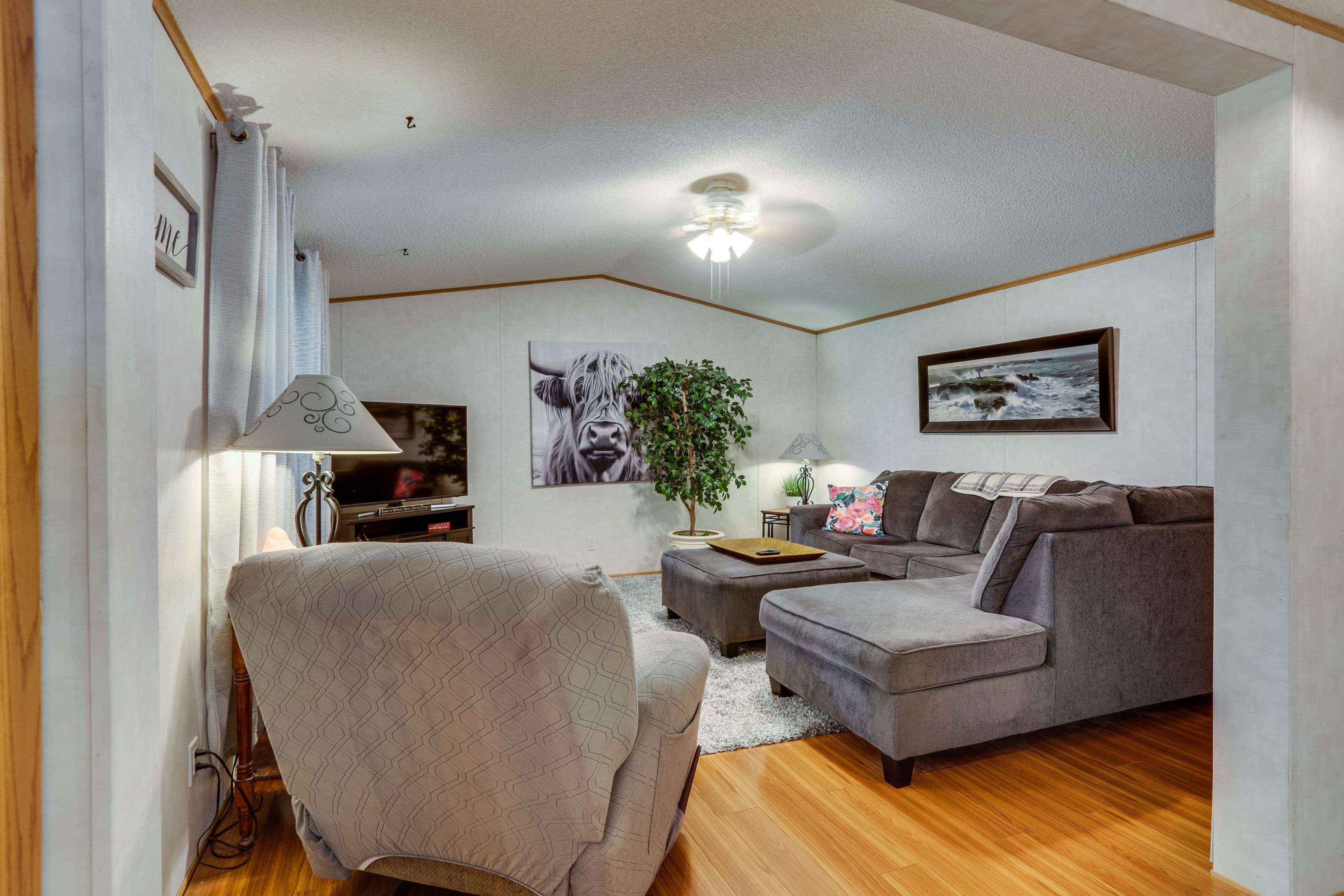 Thames Centre, ON N0L 1G5,3100 Dorchester RD #52