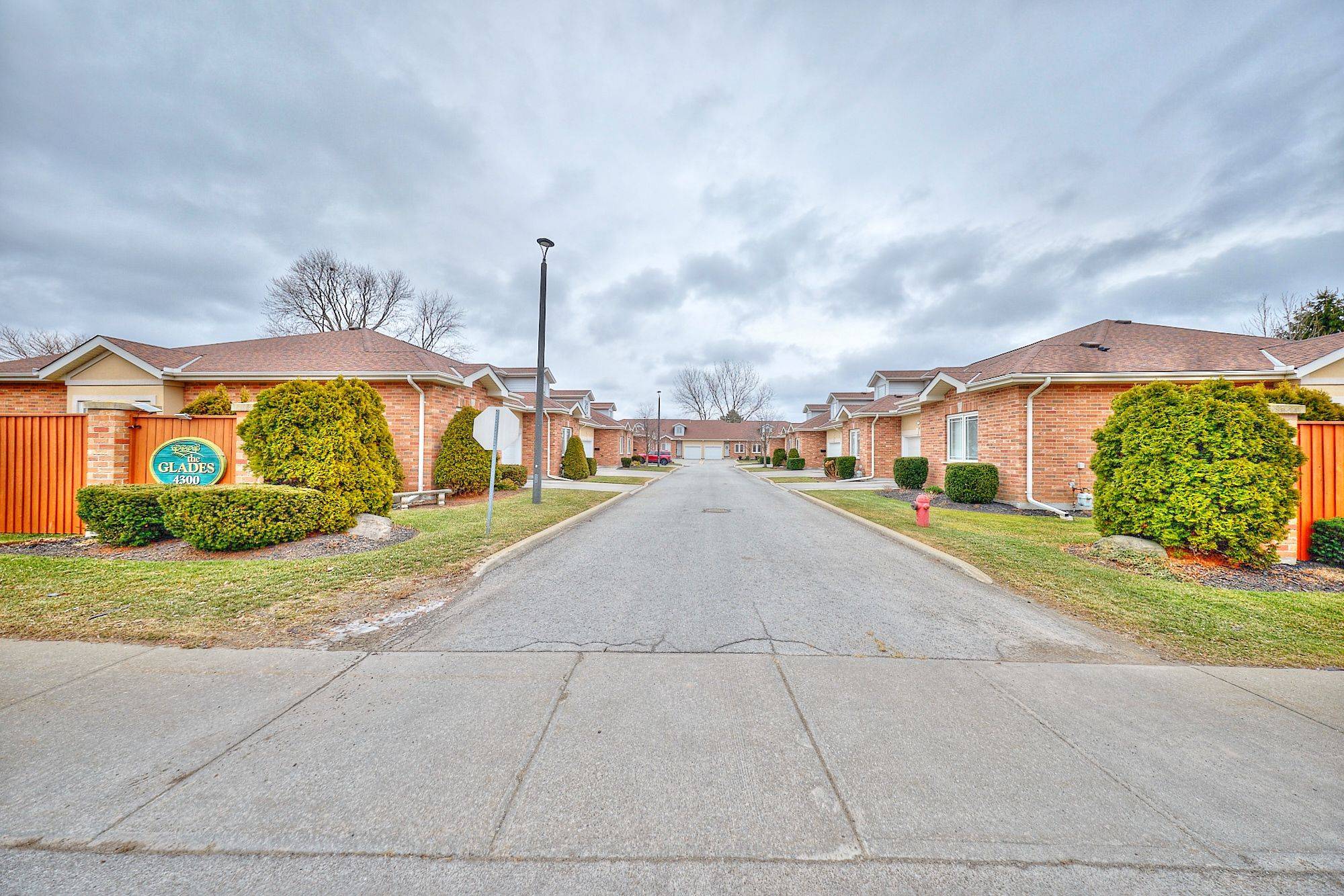 Niagara Falls, ON L2H 1S8,4300 Kalar RD #10