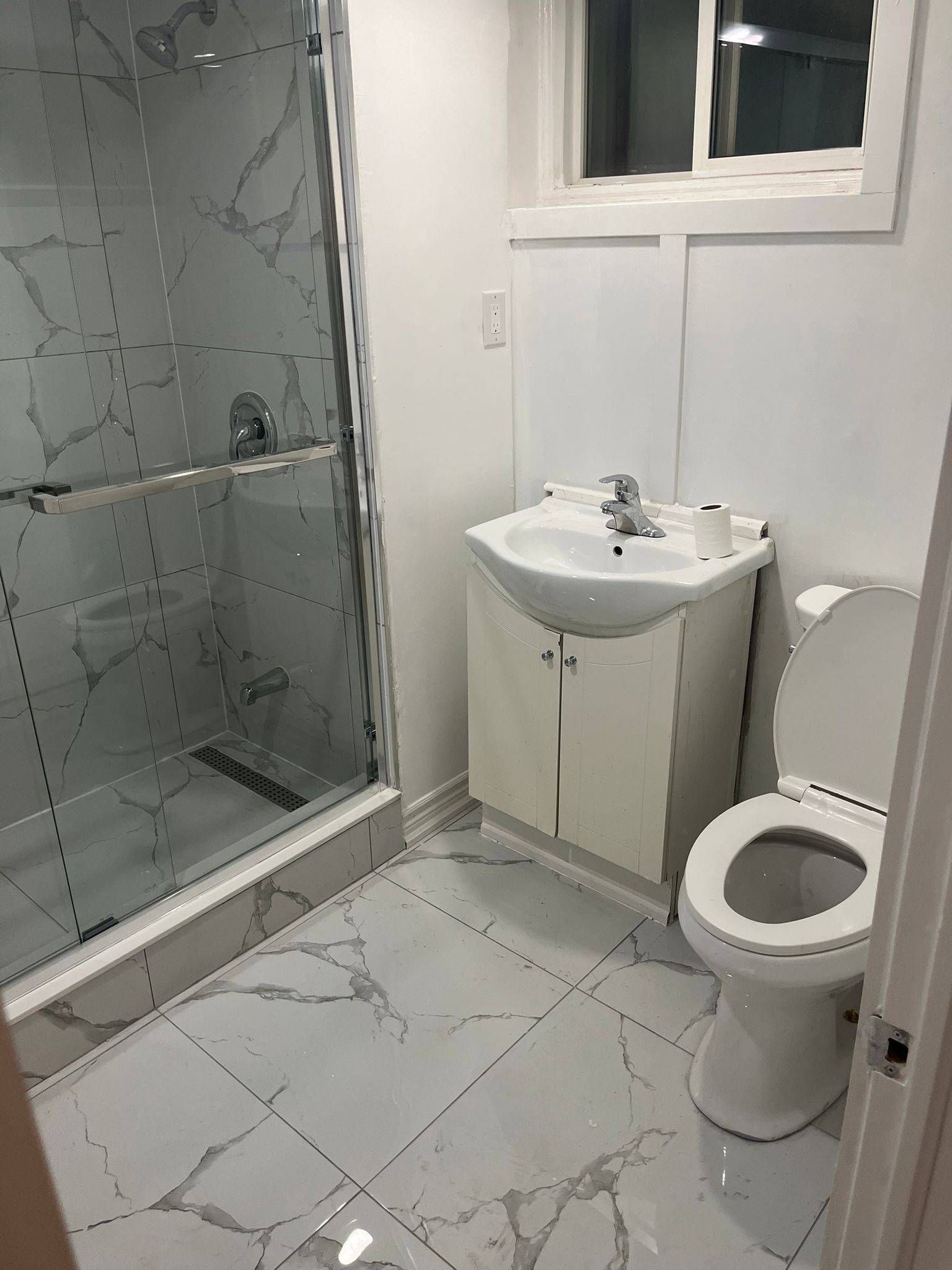 Niagara Falls, ON L2G 4L4,5672 Drummond RD #Bsmt