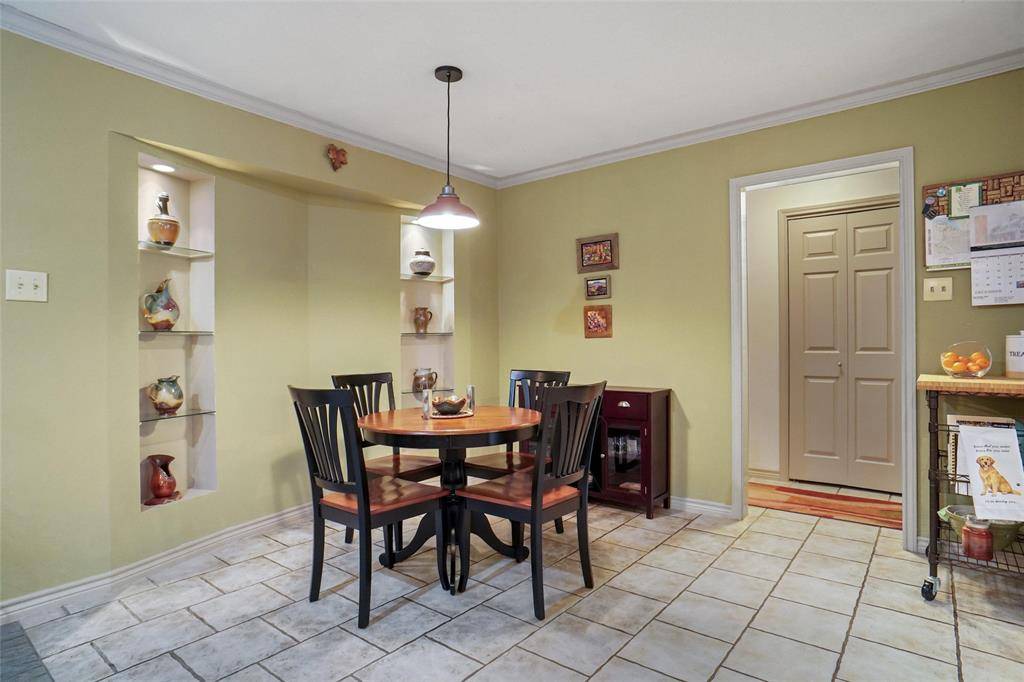 Grapevine, TX 76051,2847 Oak Forest Drive