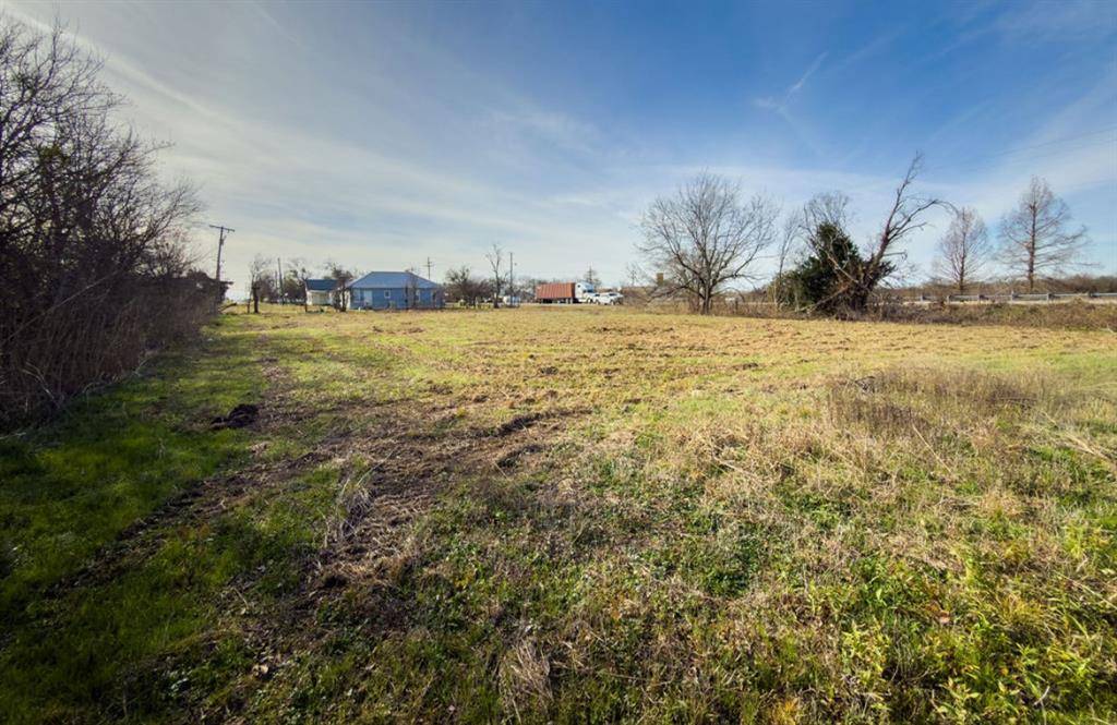 Riesel, TX 76682,302 Memorial Street