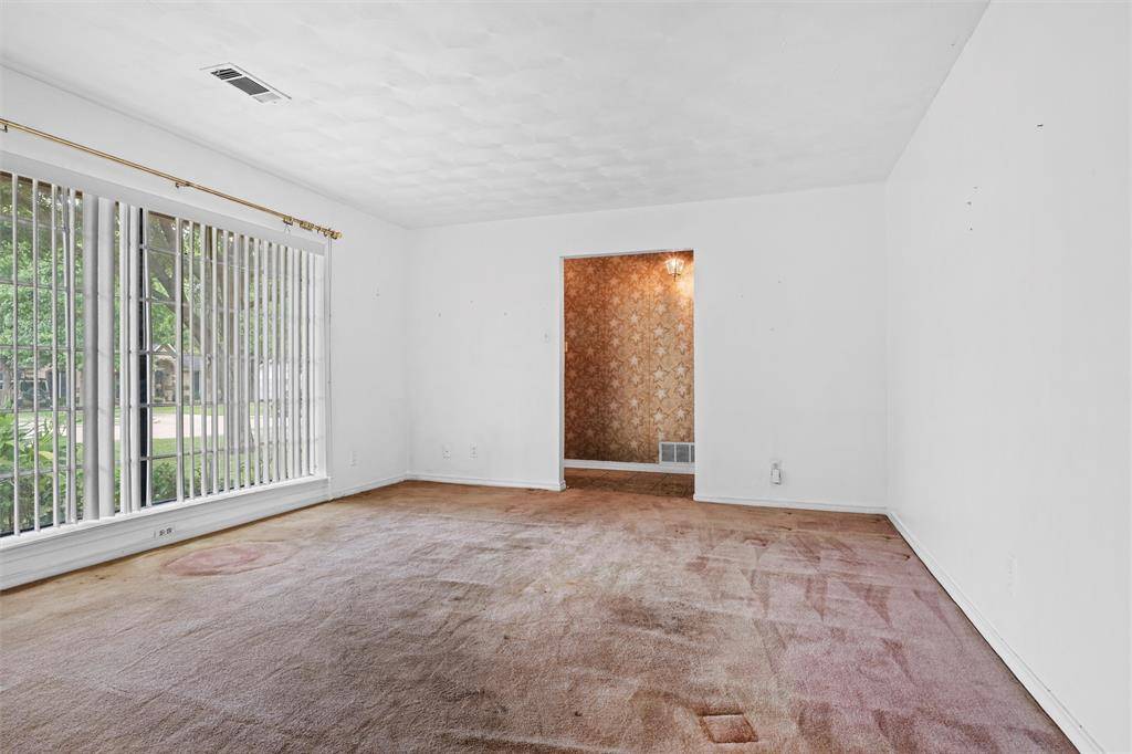 Dallas, TX 75233,2828 Larkspur Lane