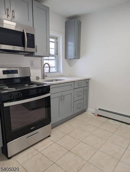 Elizabeth City, NJ 07206,111 6Th St