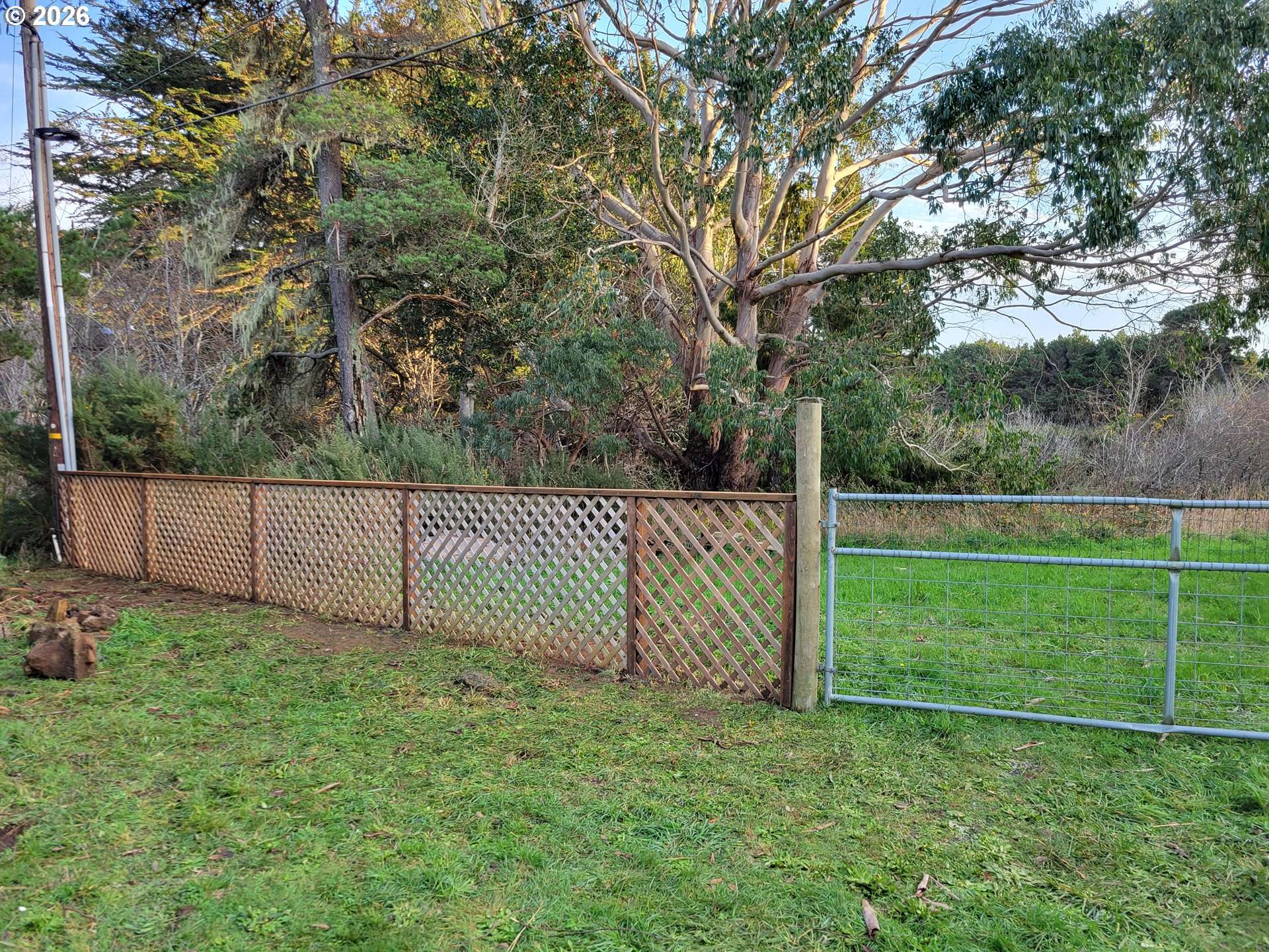 Bandon, OR 97411,303 13TH ST SW