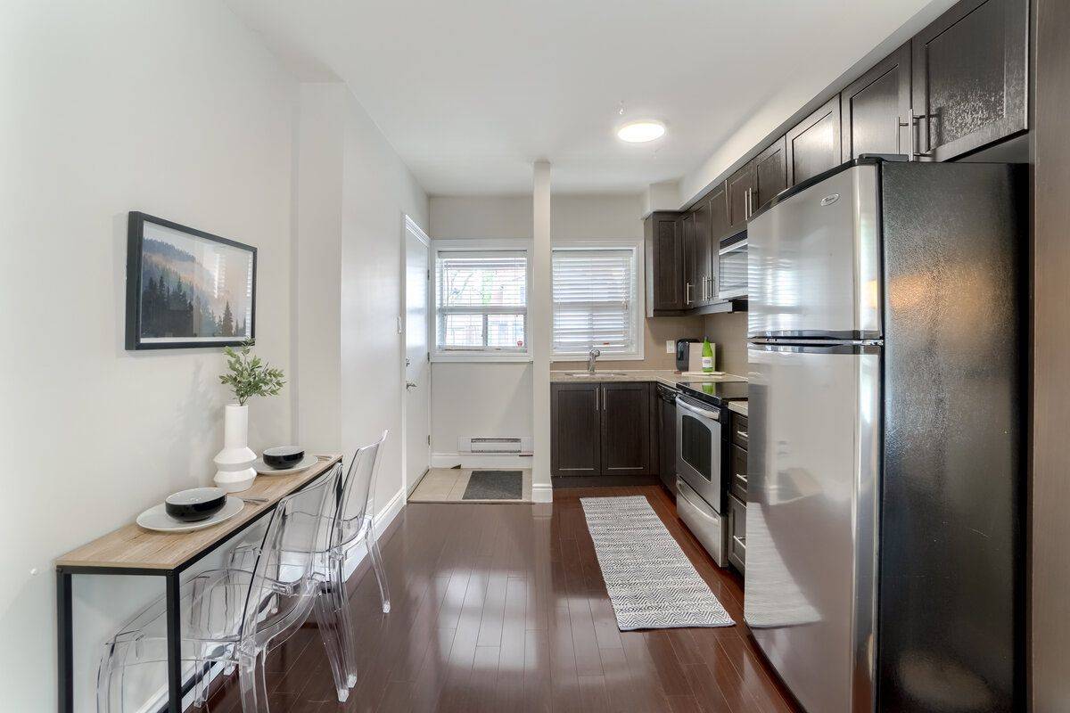 Toronto E02, ON M4C 3B8,655 Coxwell AVE