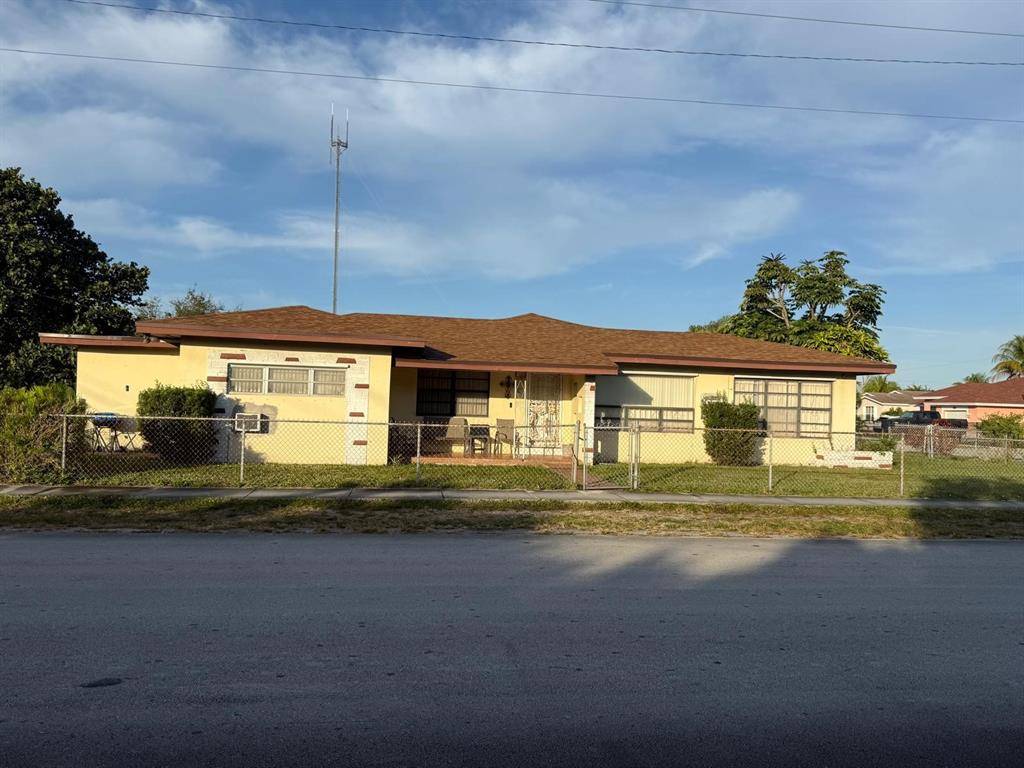 West Park, FL 33023,4200 SW 26th St