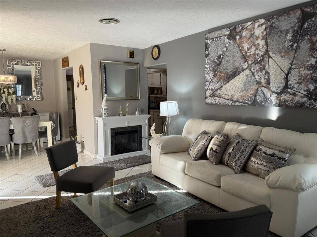 West Park, FL 33023,4200 SW 26th St