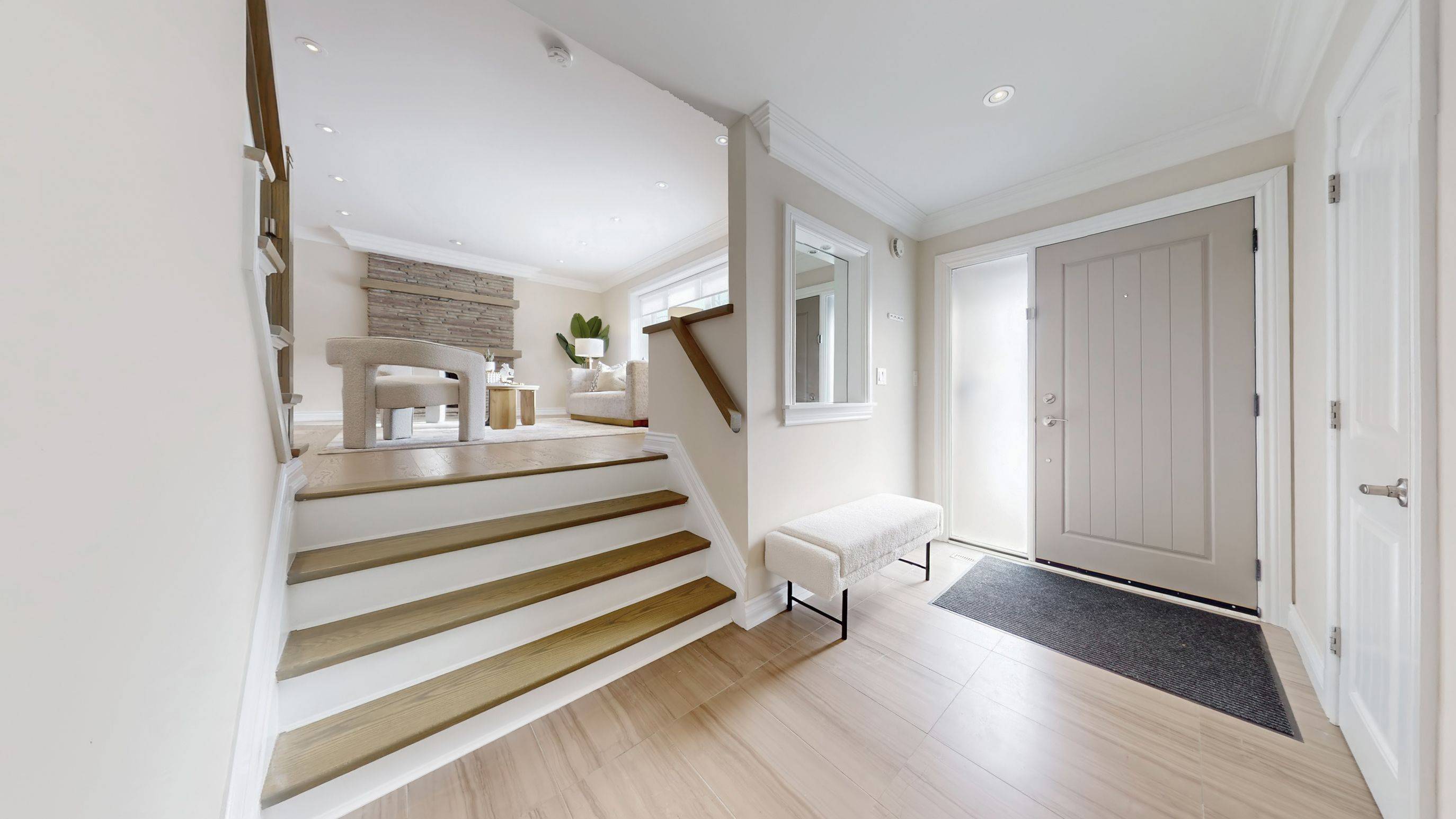 Markham, ON L3T 1G3,12 Courtham AVE