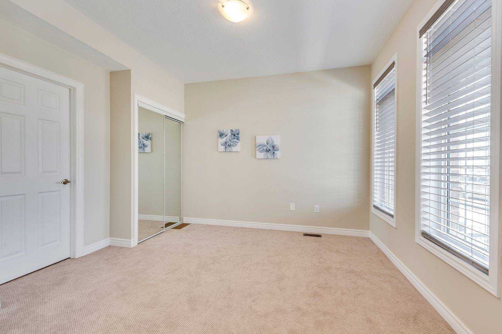 Oakville, ON L6H 0X1,3195 William Coltson AVE