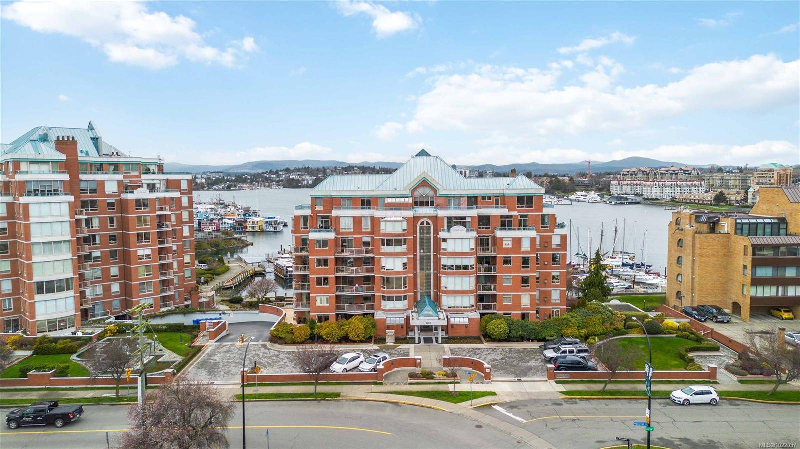 Victoria, BC V8V 4Y2,636 Montreal St #500