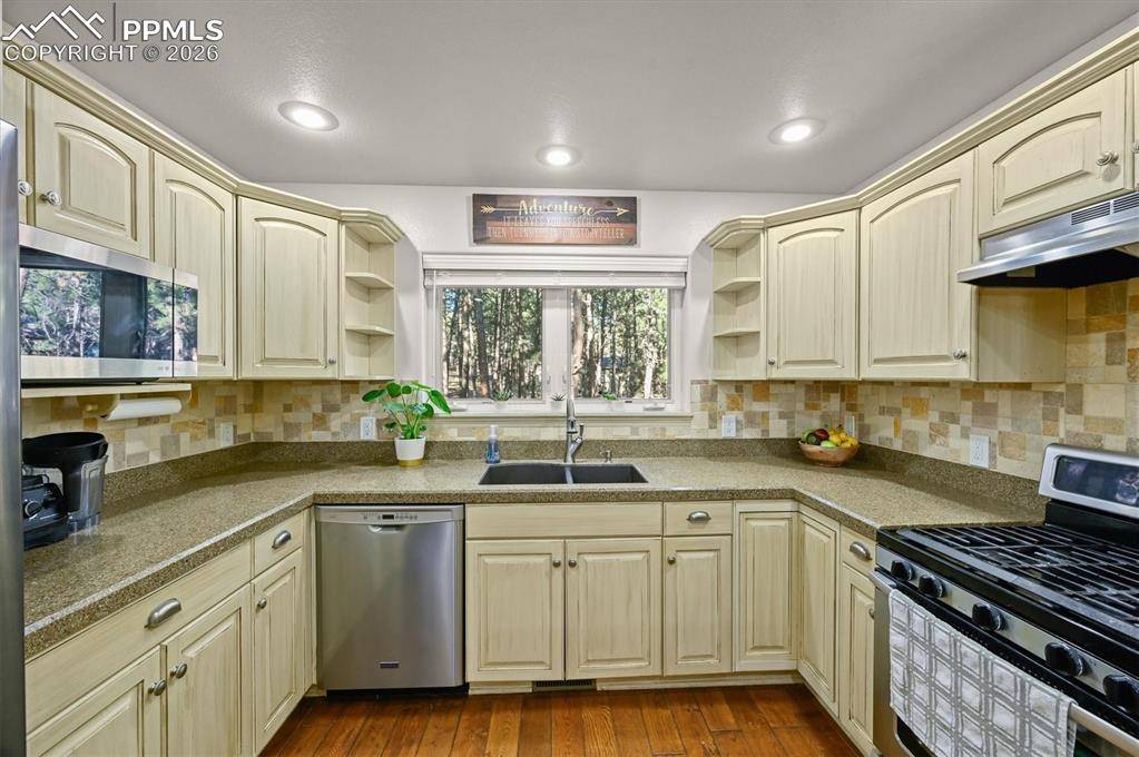 Monument, CO 80132,220 Cobblestone WAY