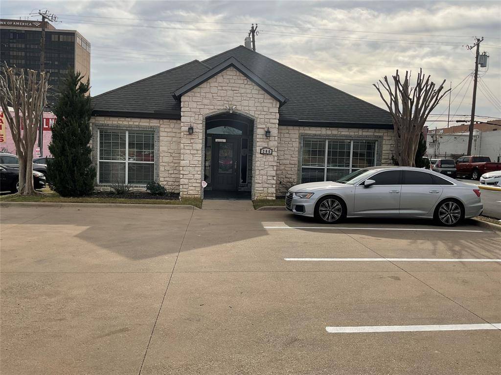 Dallas, TX 75208,206 Sunset Avenue