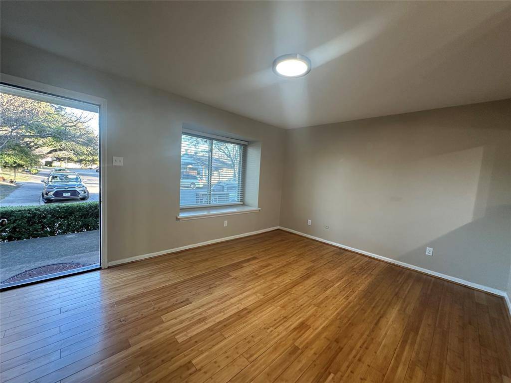 Dallas, TX 75240,13747 Brookgreen Circle